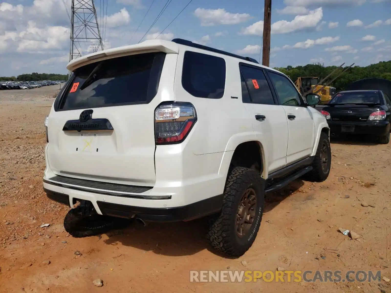 4 Photograph of a damaged car JTEJU5JR2M5892128 TOYOTA 4RUNNER 2021