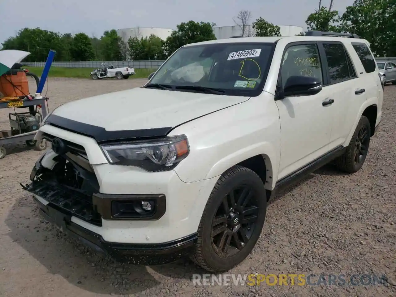 2 Photograph of a damaged car JTEJU5JR3M5864239 TOYOTA 4RUNNER 2021