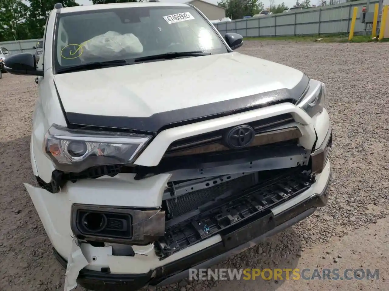 9 Photograph of a damaged car JTEJU5JR3M5864239 TOYOTA 4RUNNER 2021