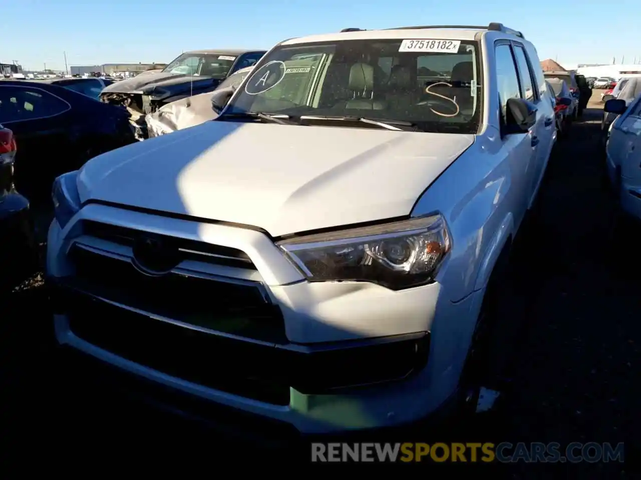 2 Photograph of a damaged car JTEJU5JR5M5962835 TOYOTA 4RUNNER 2021