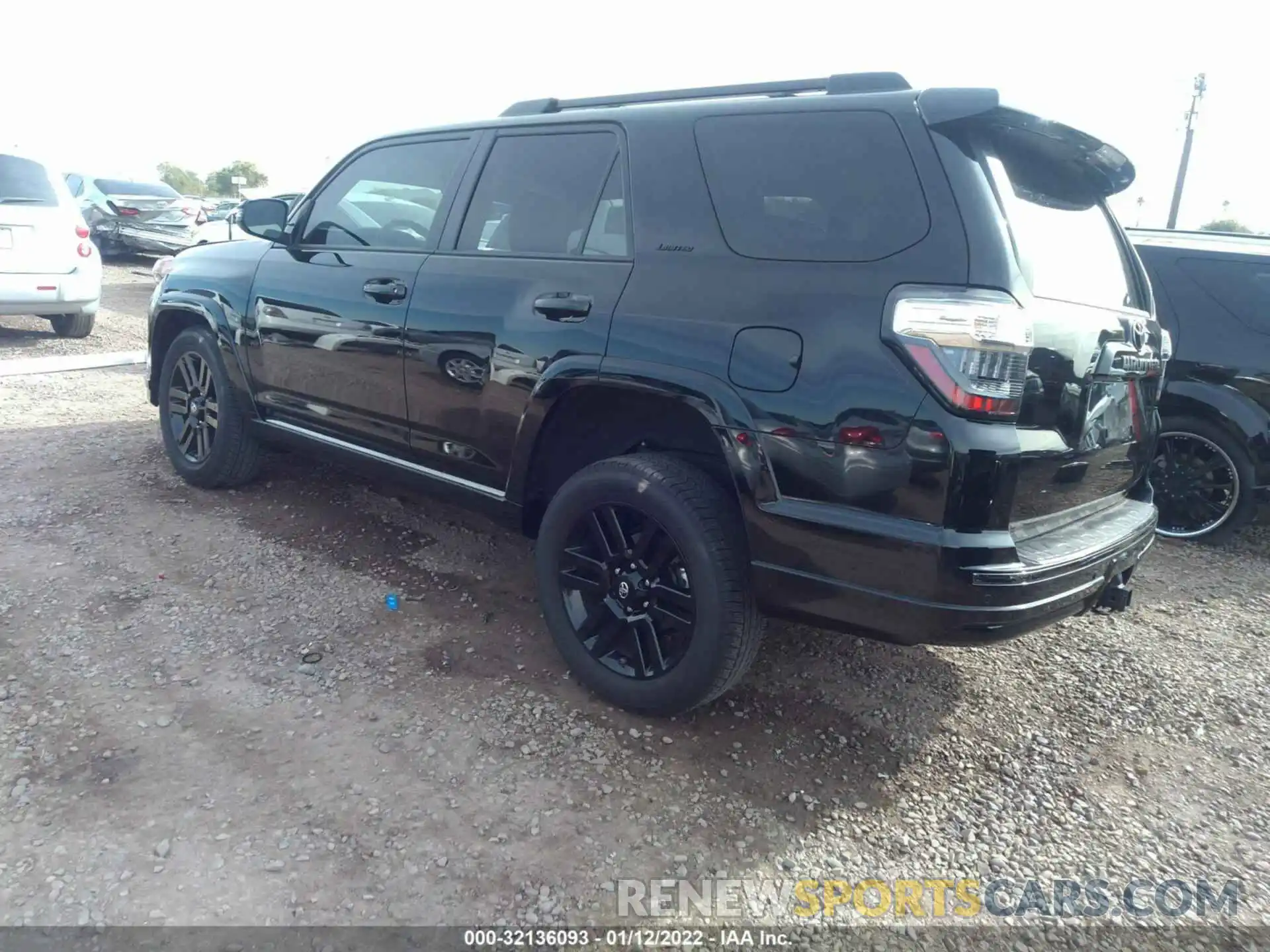 3 Photograph of a damaged car JTEJU5JR6M5854420 TOYOTA 4RUNNER 2021