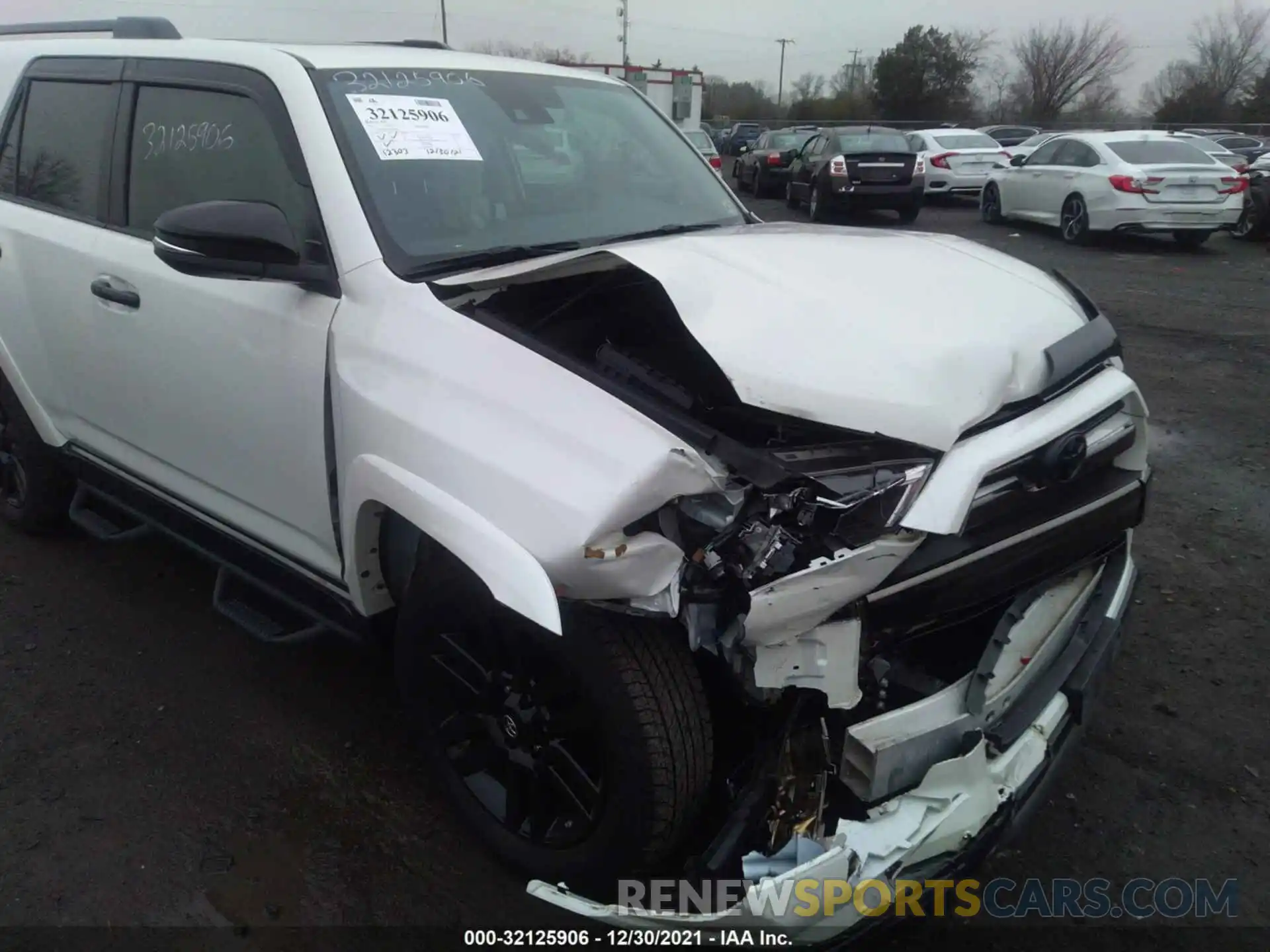 6 Photograph of a damaged car JTEJU5JR7M5844009 TOYOTA 4RUNNER 2021