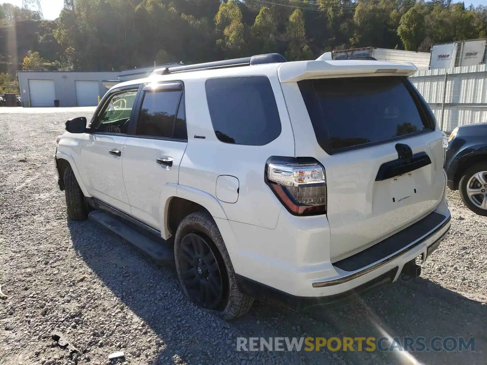 3 Photograph of a damaged car JTEJU5JR7M5881402 TOYOTA 4RUNNER 2021