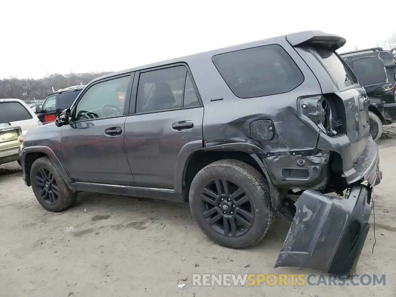 2 Photograph of a damaged car JTEJU5JR9M5847722 TOYOTA 4RUNNER 2021