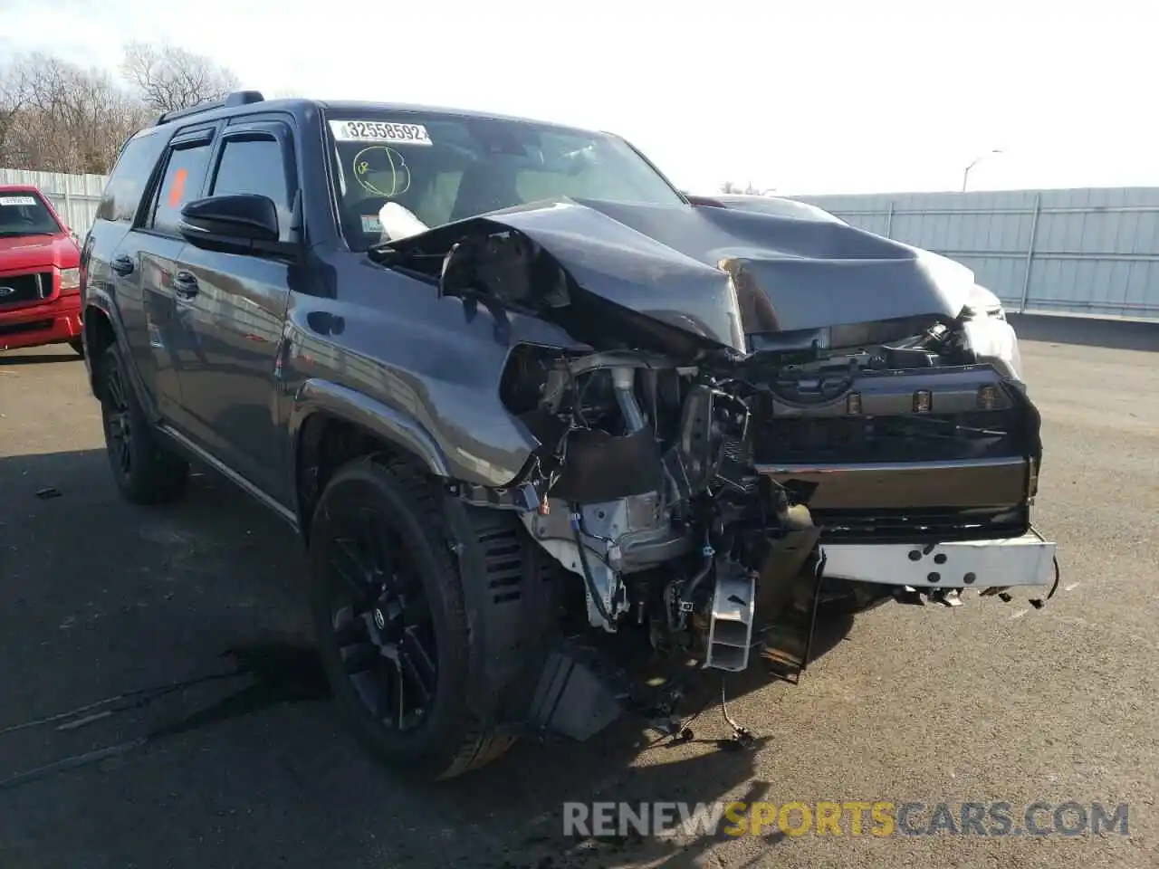 1 Photograph of a damaged car JTEJU5JR9M5881949 TOYOTA 4RUNNER 2021