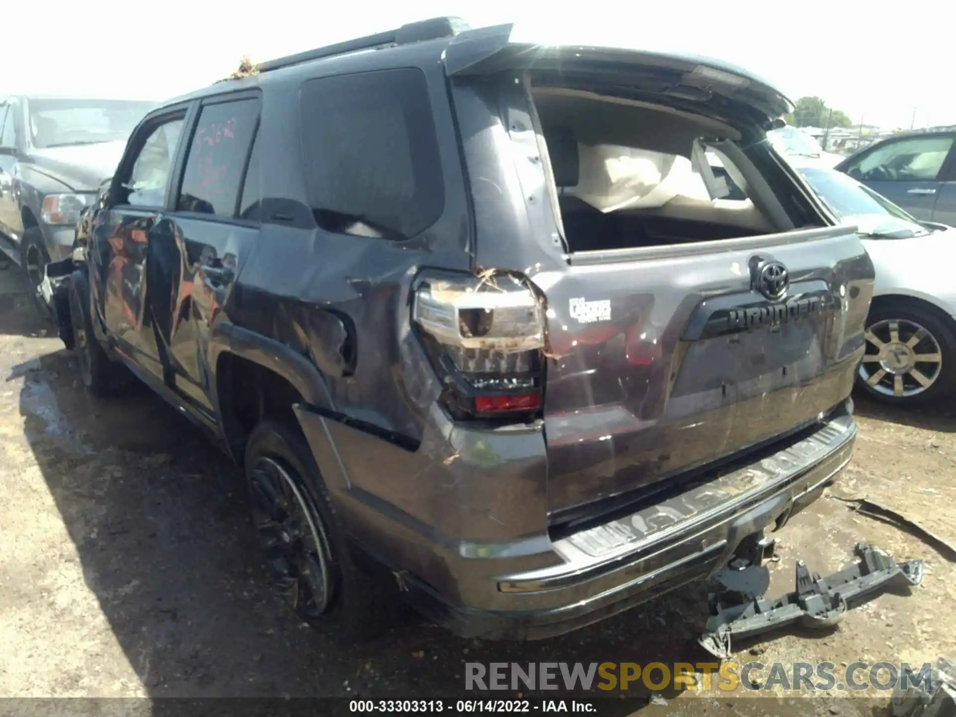 3 Photograph of a damaged car JTEJU5JR9M5954527 TOYOTA 4RUNNER 2021