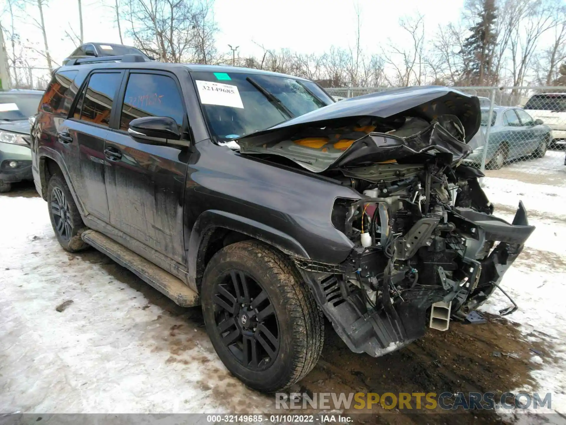 1 Photograph of a damaged car JTEJU5JR9M5961588 TOYOTA 4RUNNER 2021