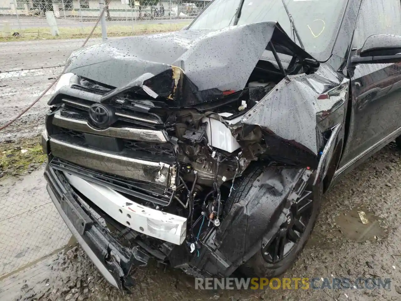 9 Photograph of a damaged car JTEJU5JRXM5892037 TOYOTA 4RUNNER 2021