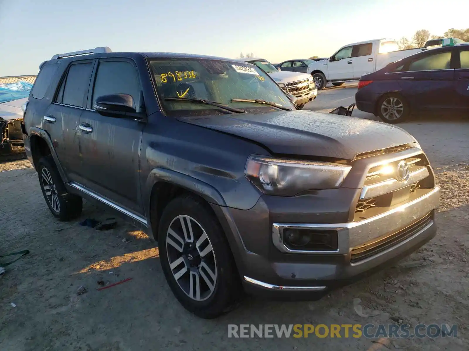 1 Photograph of a damaged car JTEKU5JR0M5898336 TOYOTA 4RUNNER 2021