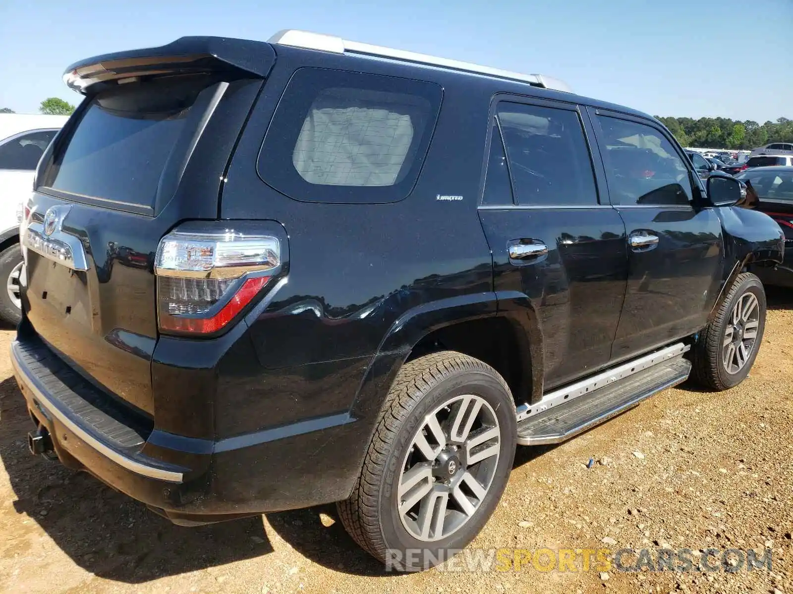 4 Photograph of a damaged car JTEKU5JR0M5901140 TOYOTA 4RUNNER 2021