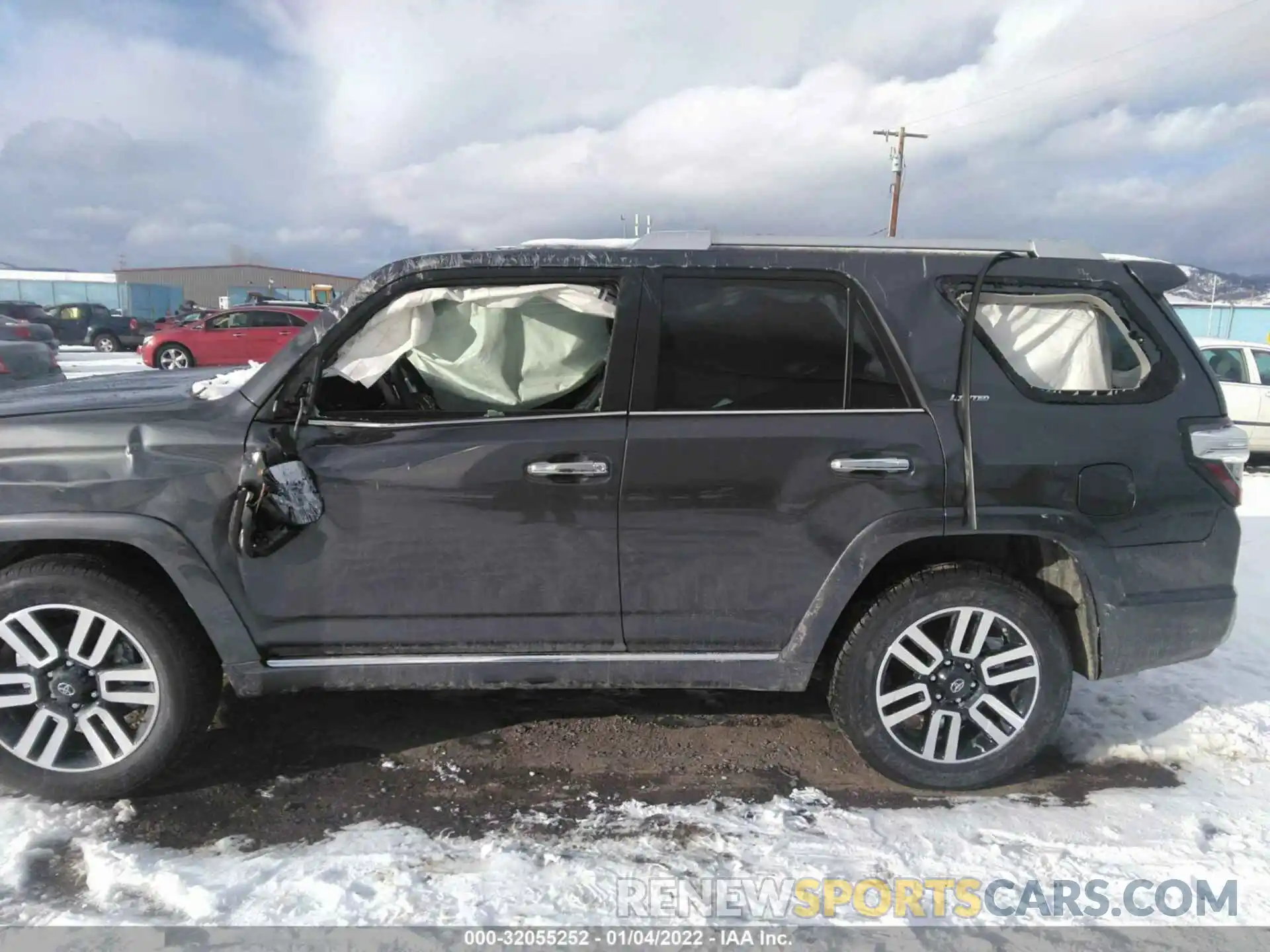 6 Photograph of a damaged car JTEKU5JR1M5851266 TOYOTA 4RUNNER 2021