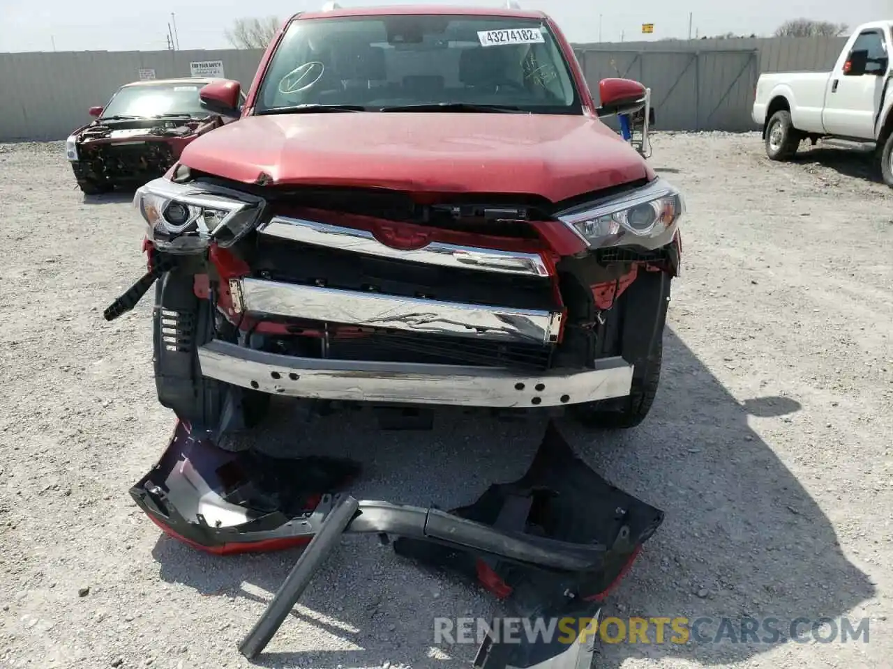 9 Photograph of a damaged car JTEKU5JR2M5839515 TOYOTA 4RUNNER 2021