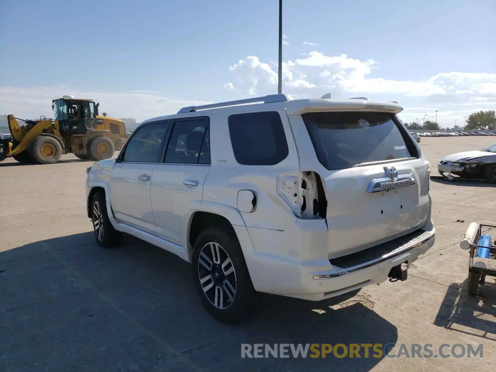 3 Photograph of a damaged car JTEKU5JR2M5856959 TOYOTA 4RUNNER 2021