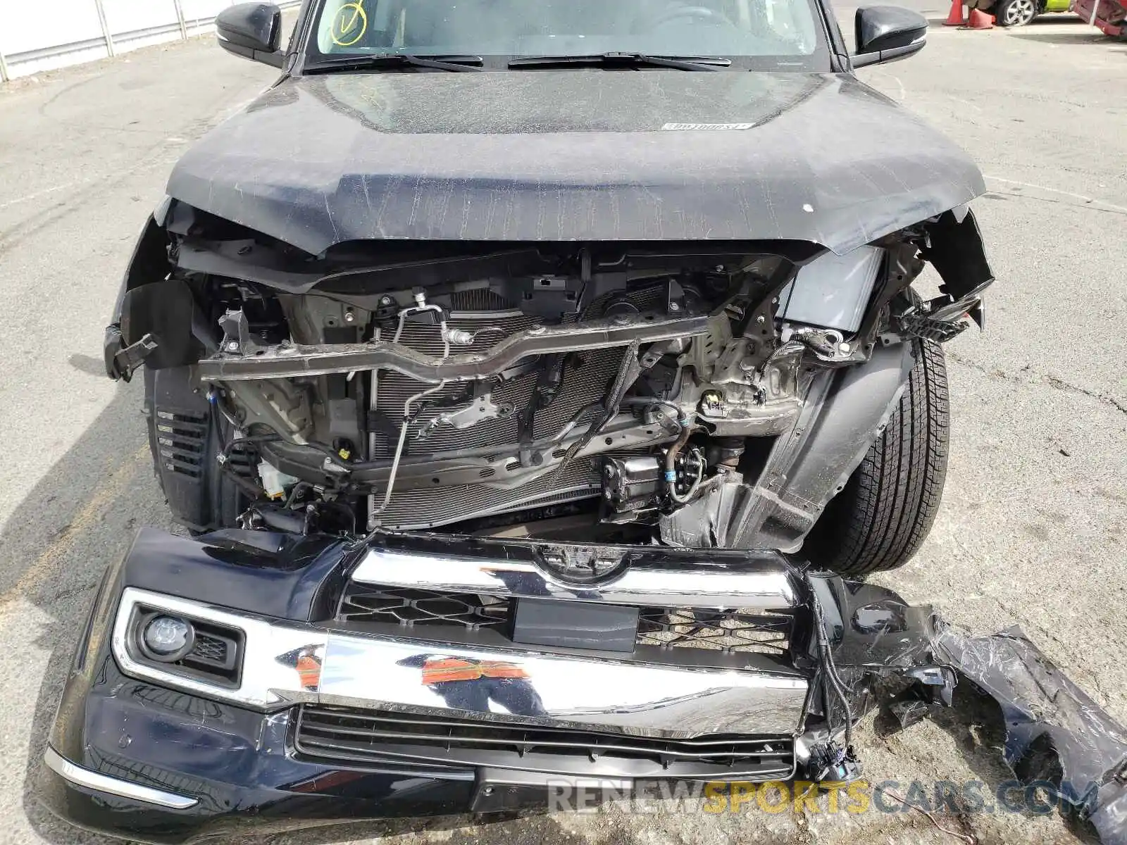 9 Photograph of a damaged car JTEKU5JR2M5874362 TOYOTA 4RUNNER 2021