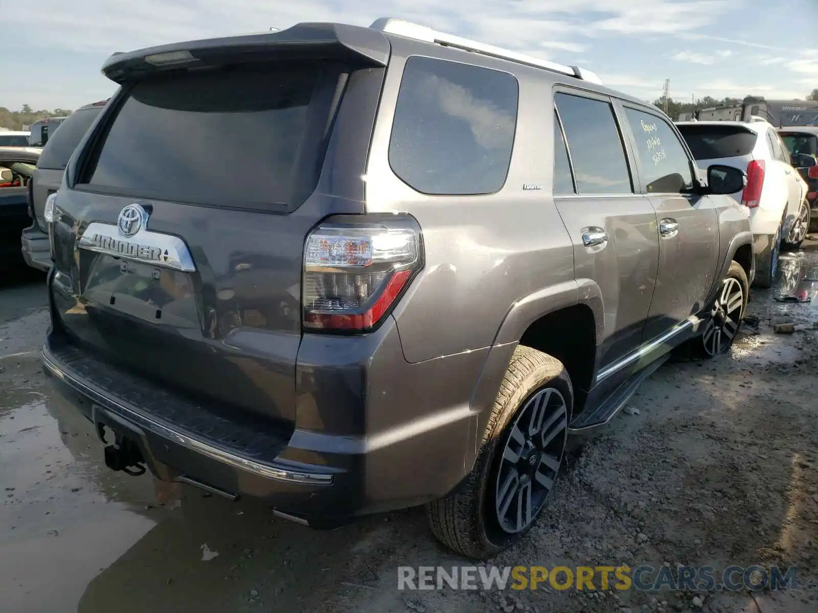 4 Фотография поврежденного автомобиля JTEKU5JR4M5847972 TOYOTA 4RUNNER 2021