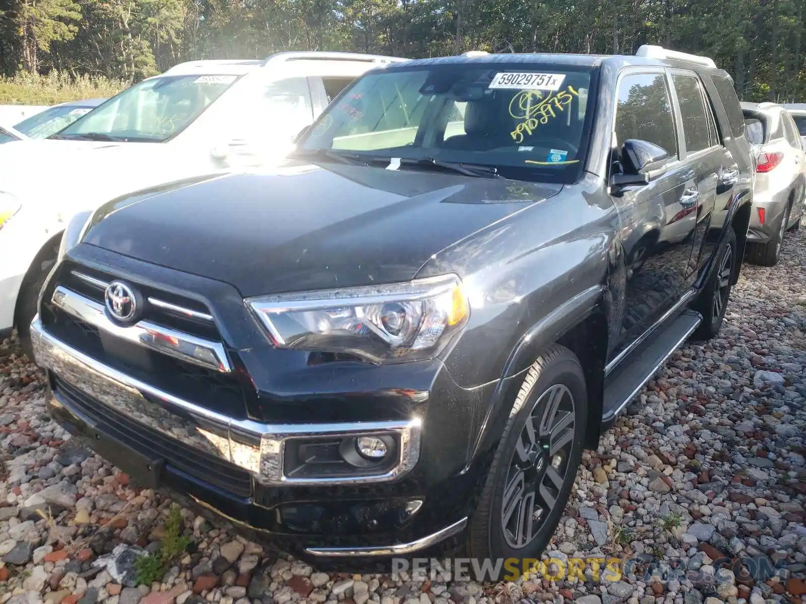 2 Photograph of a damaged car JTEKU5JR5M5850671 TOYOTA 4RUNNER 2021