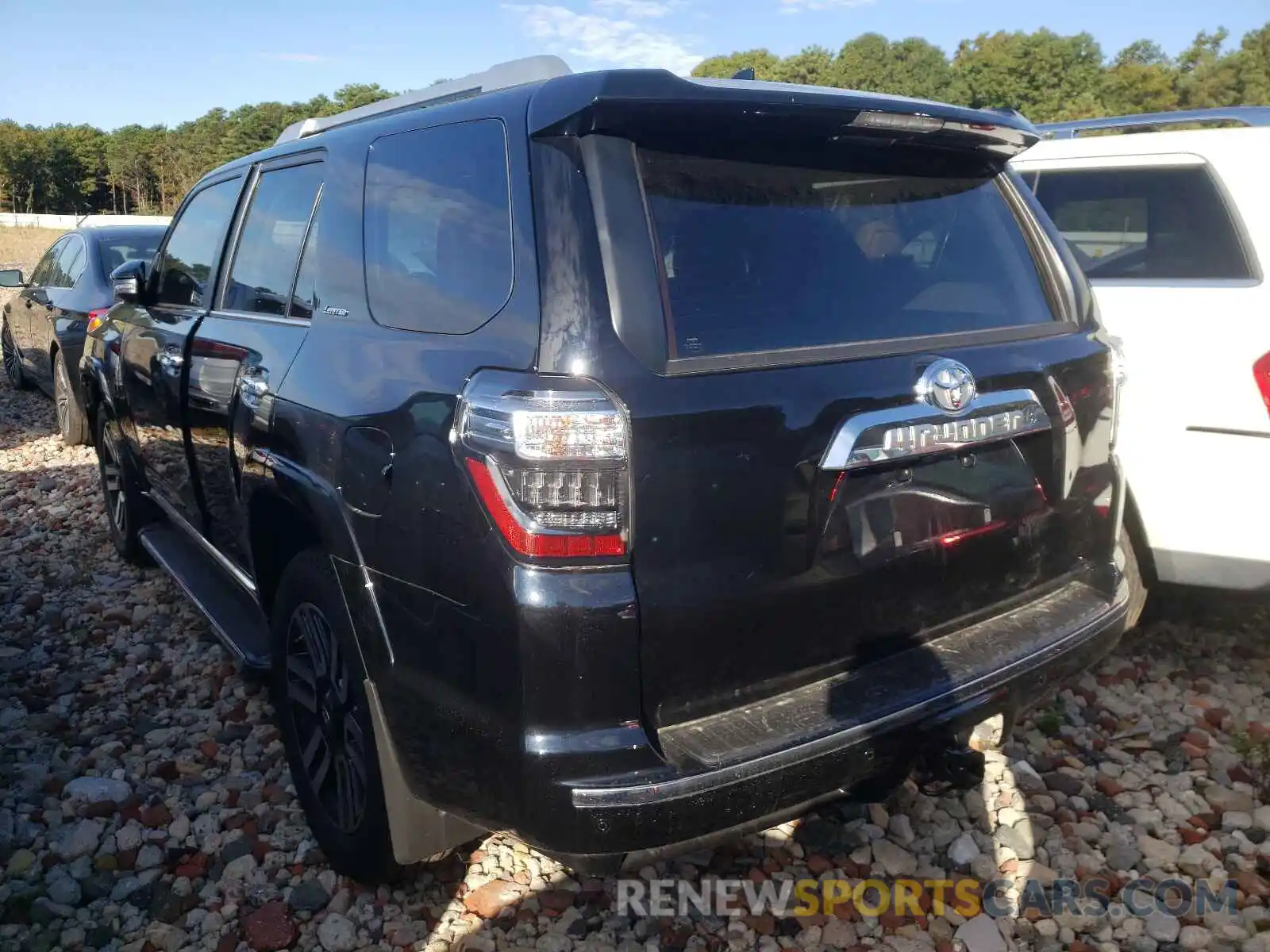 3 Photograph of a damaged car JTEKU5JR5M5850671 TOYOTA 4RUNNER 2021