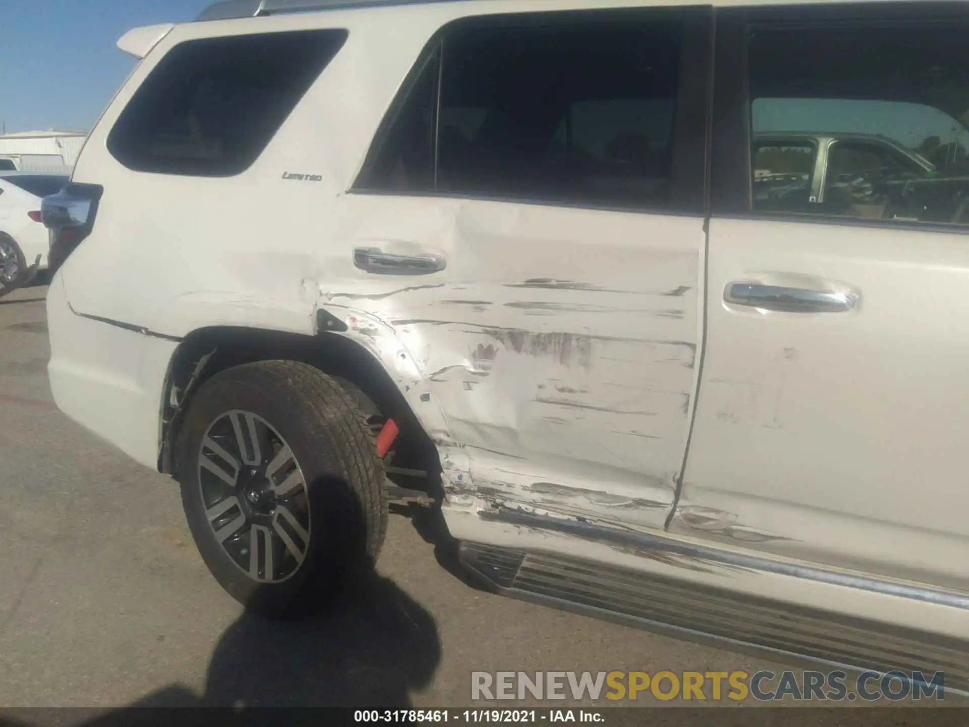 6 Photograph of a damaged car JTEKU5JR5M5898526 TOYOTA 4RUNNER 2021