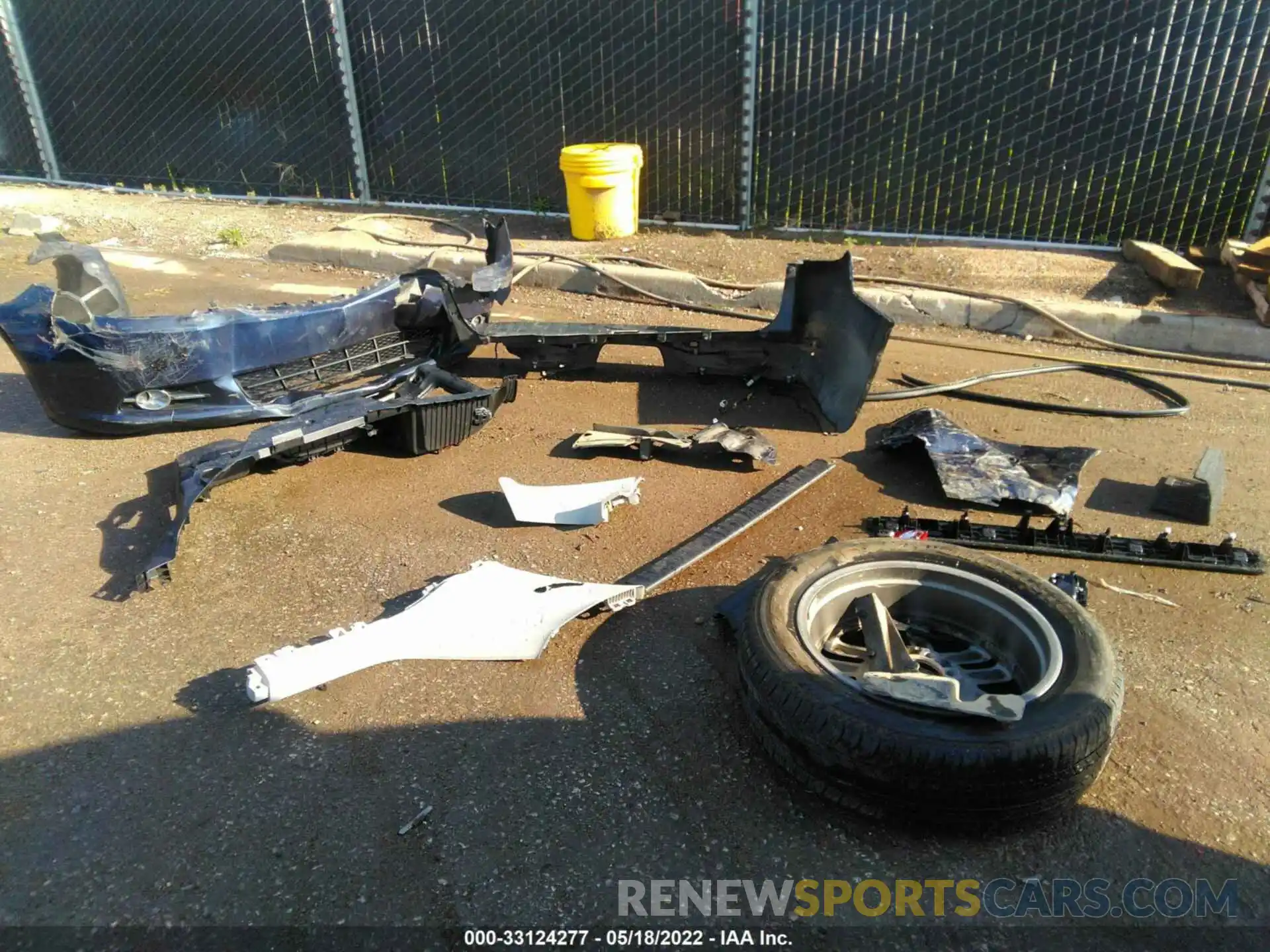 12 Photograph of a damaged car JTEKU5JR5M5898901 TOYOTA 4RUNNER 2021