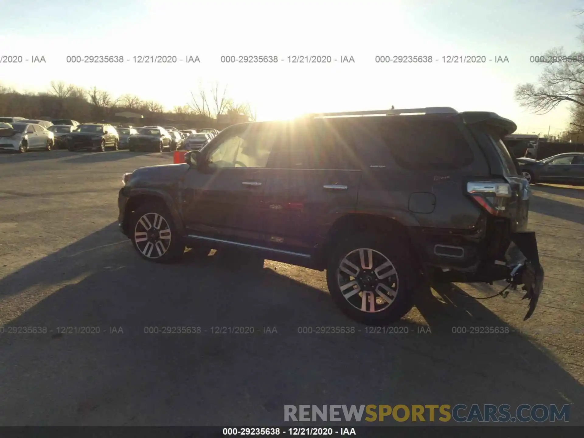 3 Photograph of a damaged car JTEKU5JR6M5839159 TOYOTA 4RUNNER 2021