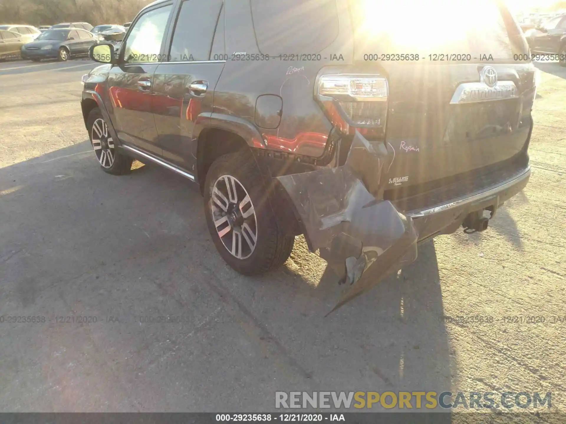 6 Photograph of a damaged car JTEKU5JR6M5839159 TOYOTA 4RUNNER 2021