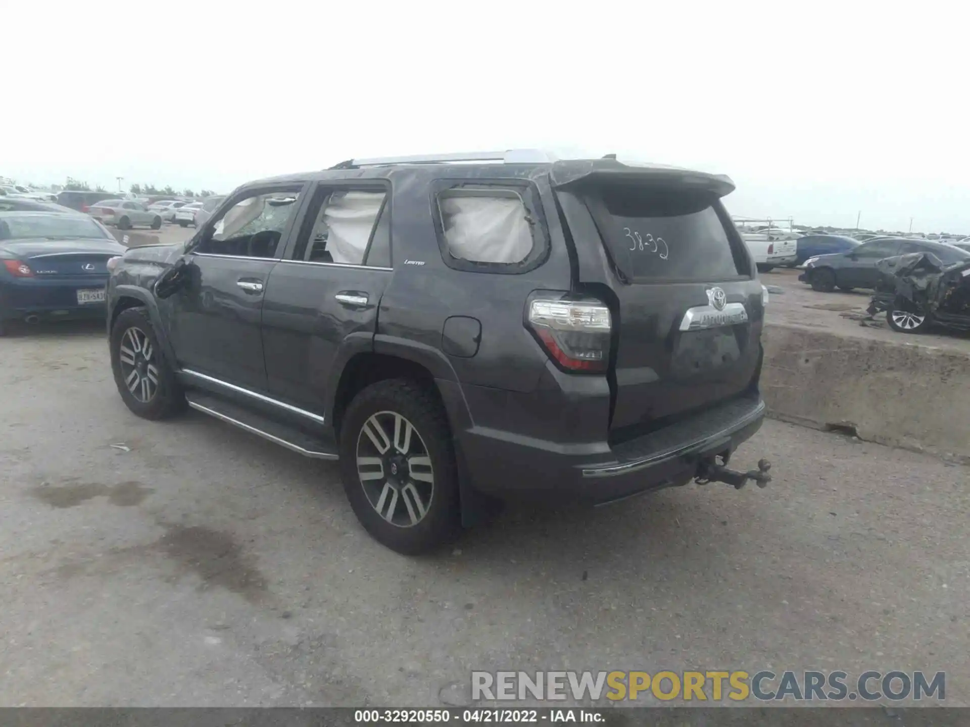 3 Фотография поврежденного автомобиля JTEKU5JR7M5949220 TOYOTA 4RUNNER 2021