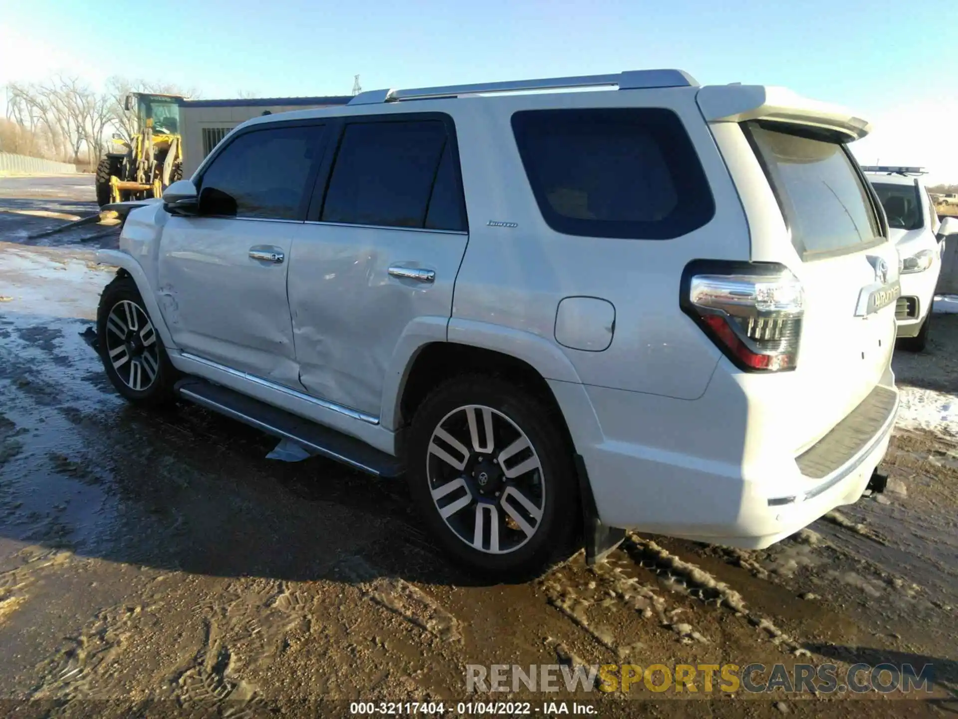 3 Photograph of a damaged car JTEKU5JR8M5854357 TOYOTA 4RUNNER 2021