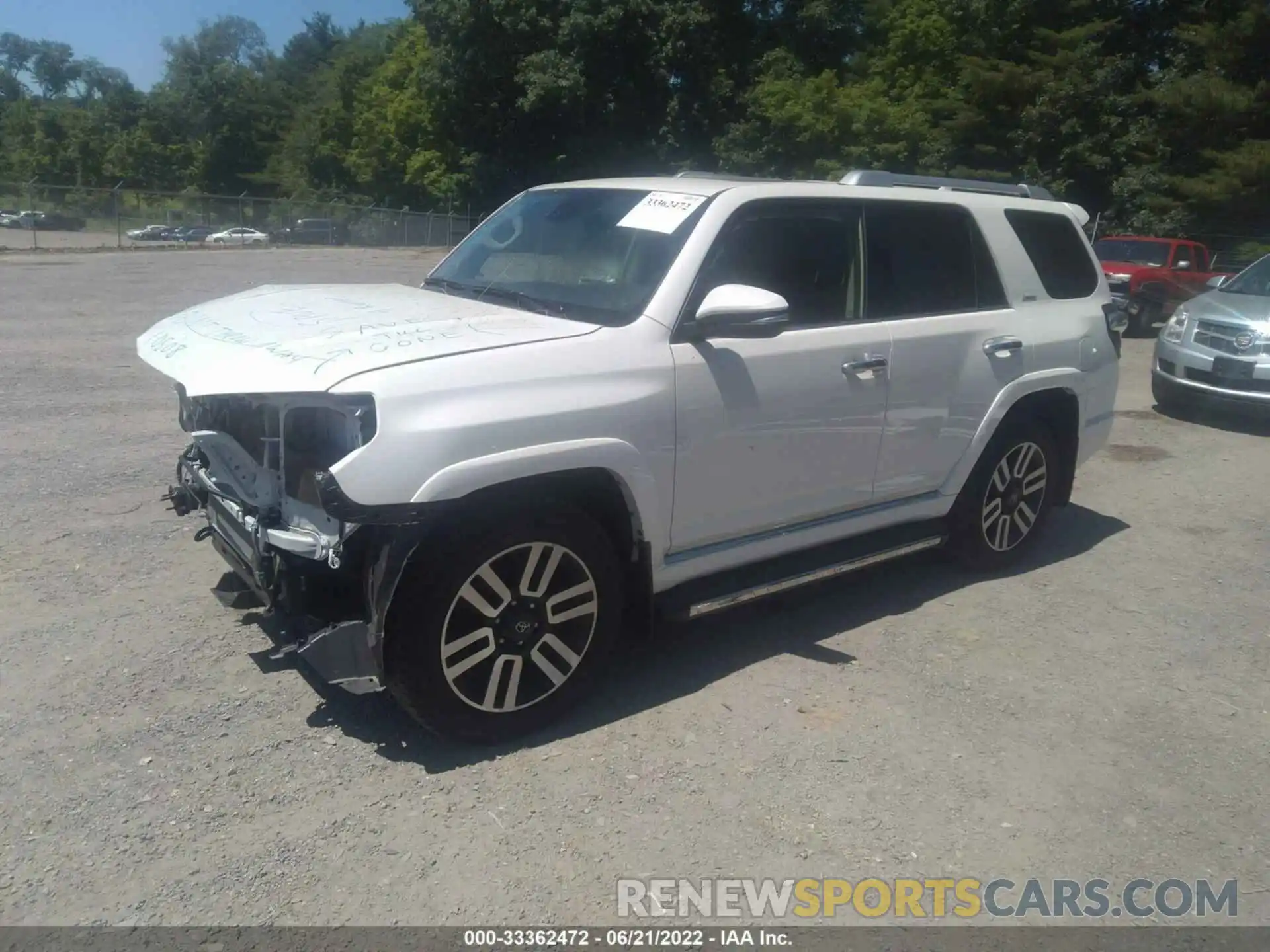 2 Photograph of a damaged car JTEKU5JR9M5843142 TOYOTA 4RUNNER 2021