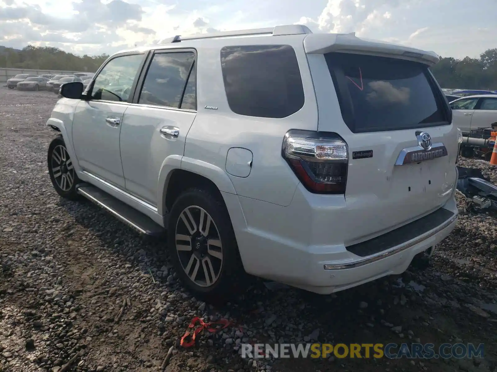 3 Photograph of a damaged car JTEKU5JR9M5914694 TOYOTA 4RUNNER 2021