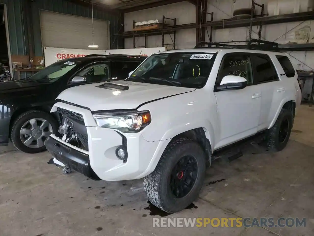 2 Photograph of a damaged car JTELU5JR3M5908491 TOYOTA 4RUNNER 2021