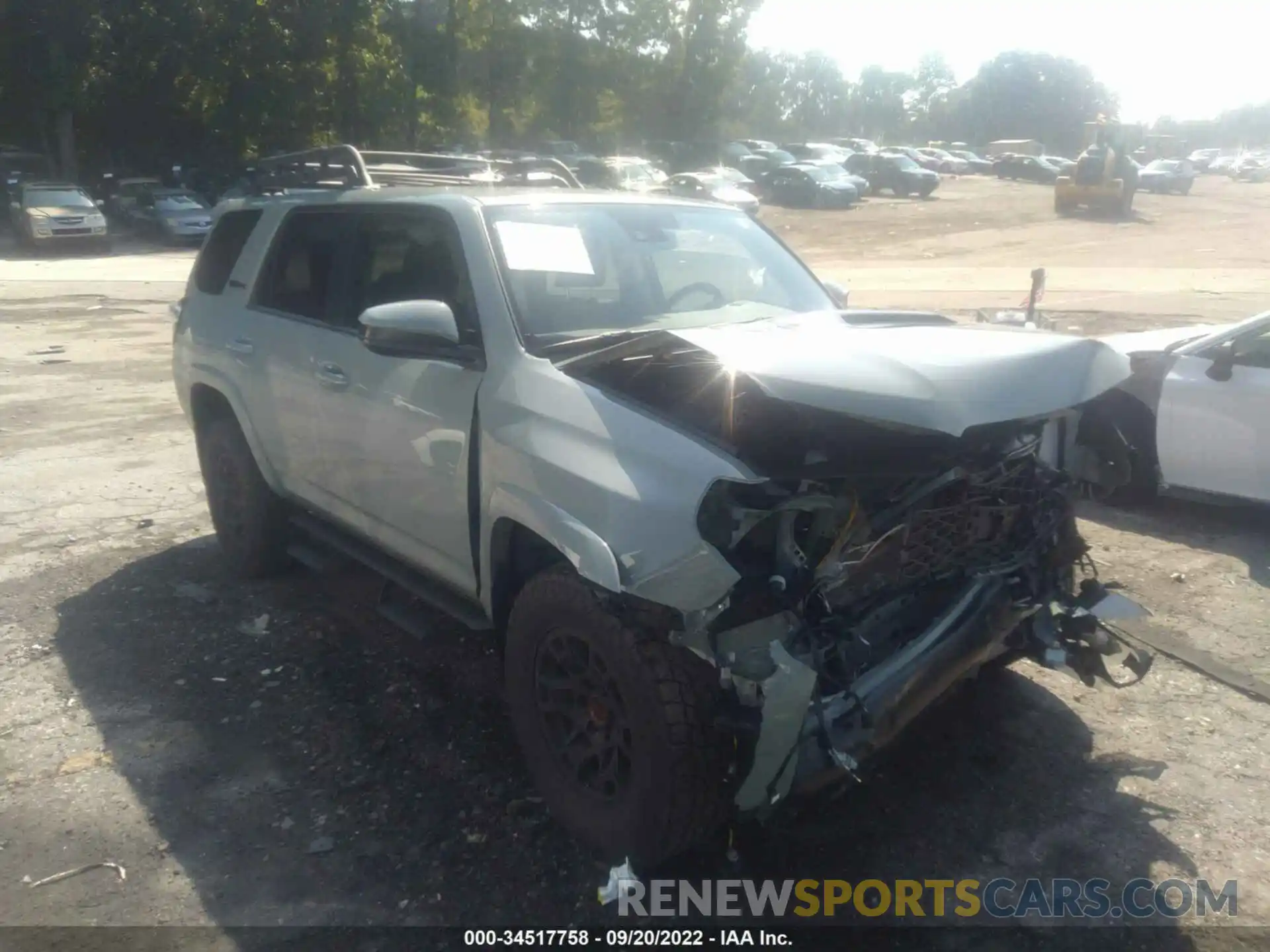 1 Photograph of a damaged car JTELU5JR3M5953771 TOYOTA 4RUNNER 2021