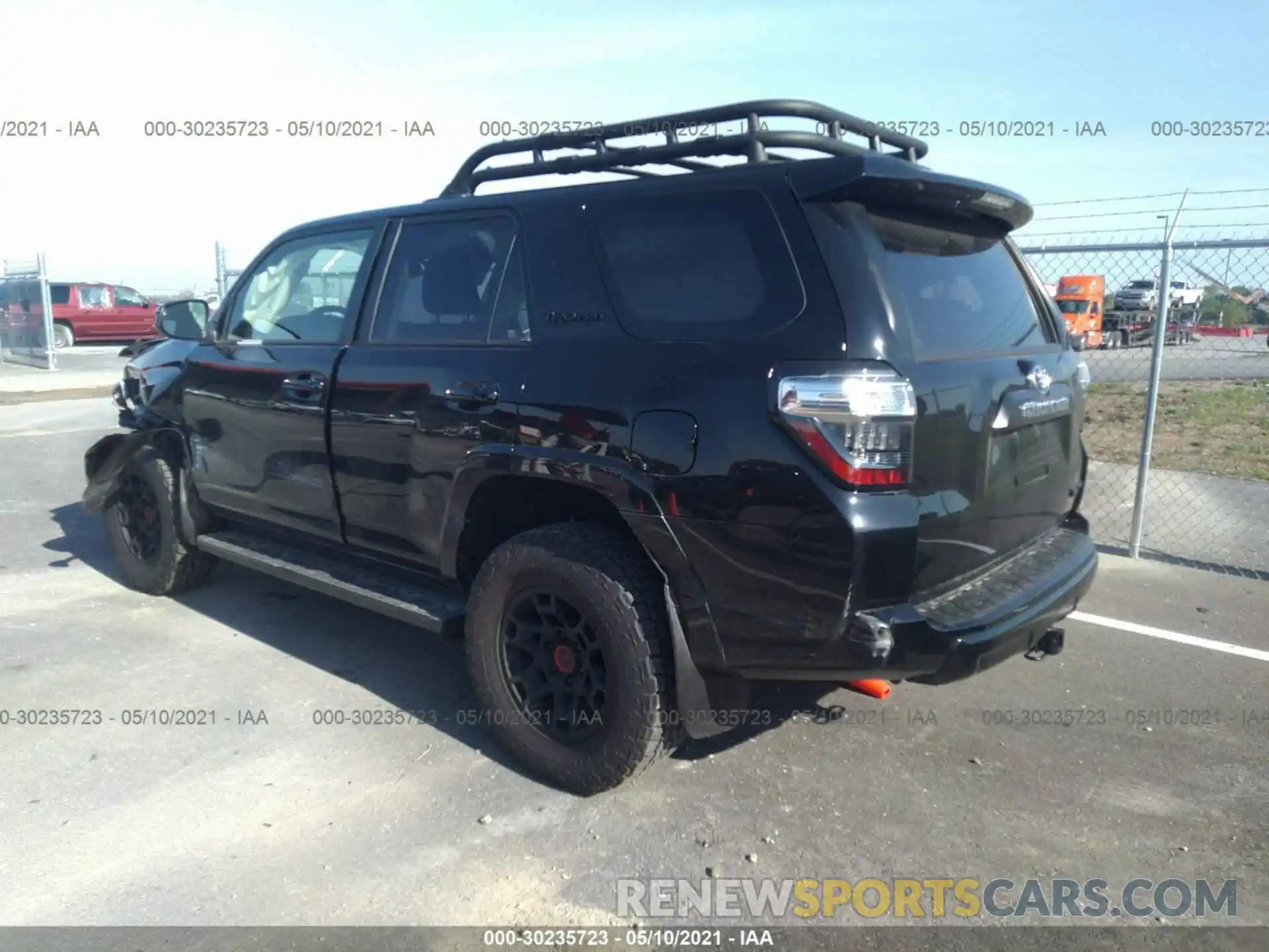 3 Фотография поврежденного автомобиля JTELU5JR4M5838600 TOYOTA 4RUNNER 2021