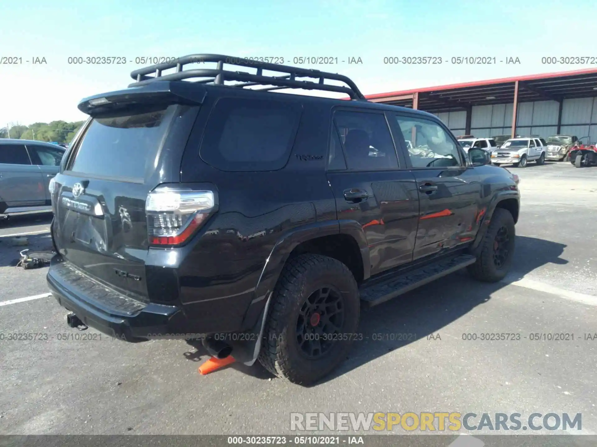 4 Фотография поврежденного автомобиля JTELU5JR4M5838600 TOYOTA 4RUNNER 2021