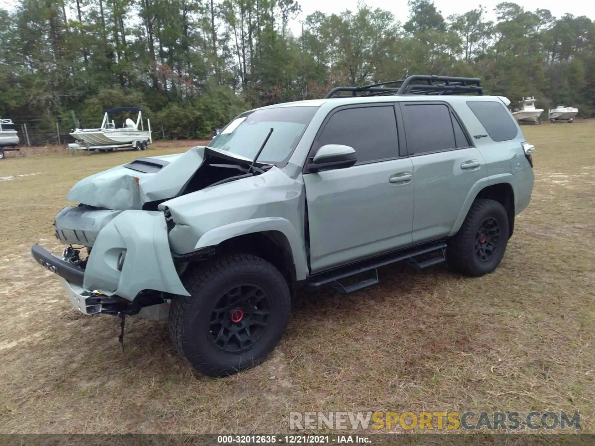 2 Photograph of a damaged car JTELU5JR4M5904482 TOYOTA 4RUNNER 2021