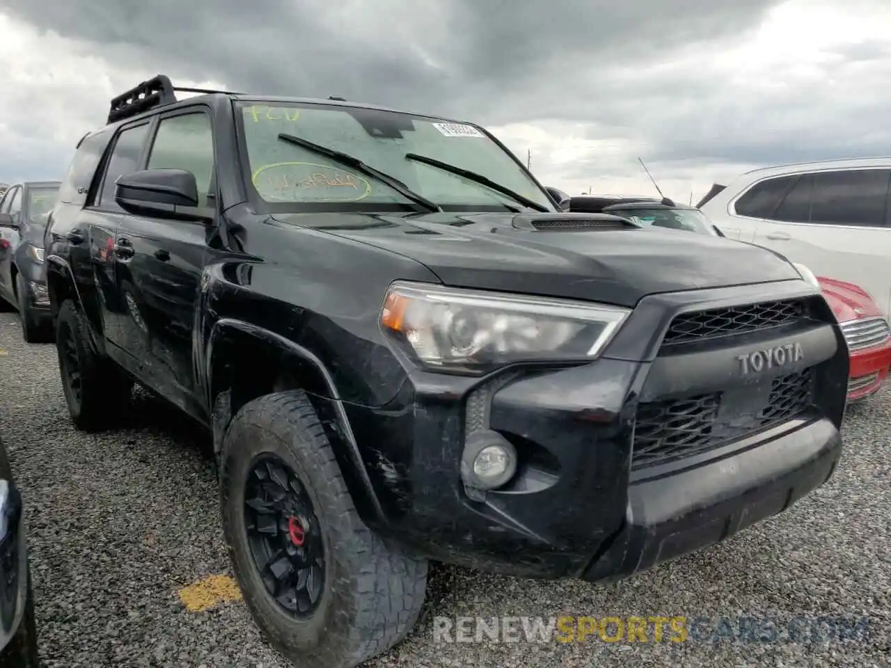 1 Photograph of a damaged car JTELU5JR4M5967758 TOYOTA 4RUNNER 2021