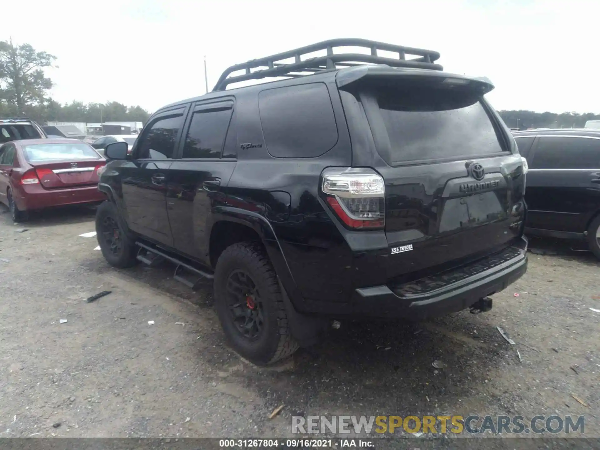 3 Photograph of a damaged car JTELU5JR5M5902739 TOYOTA 4RUNNER 2021