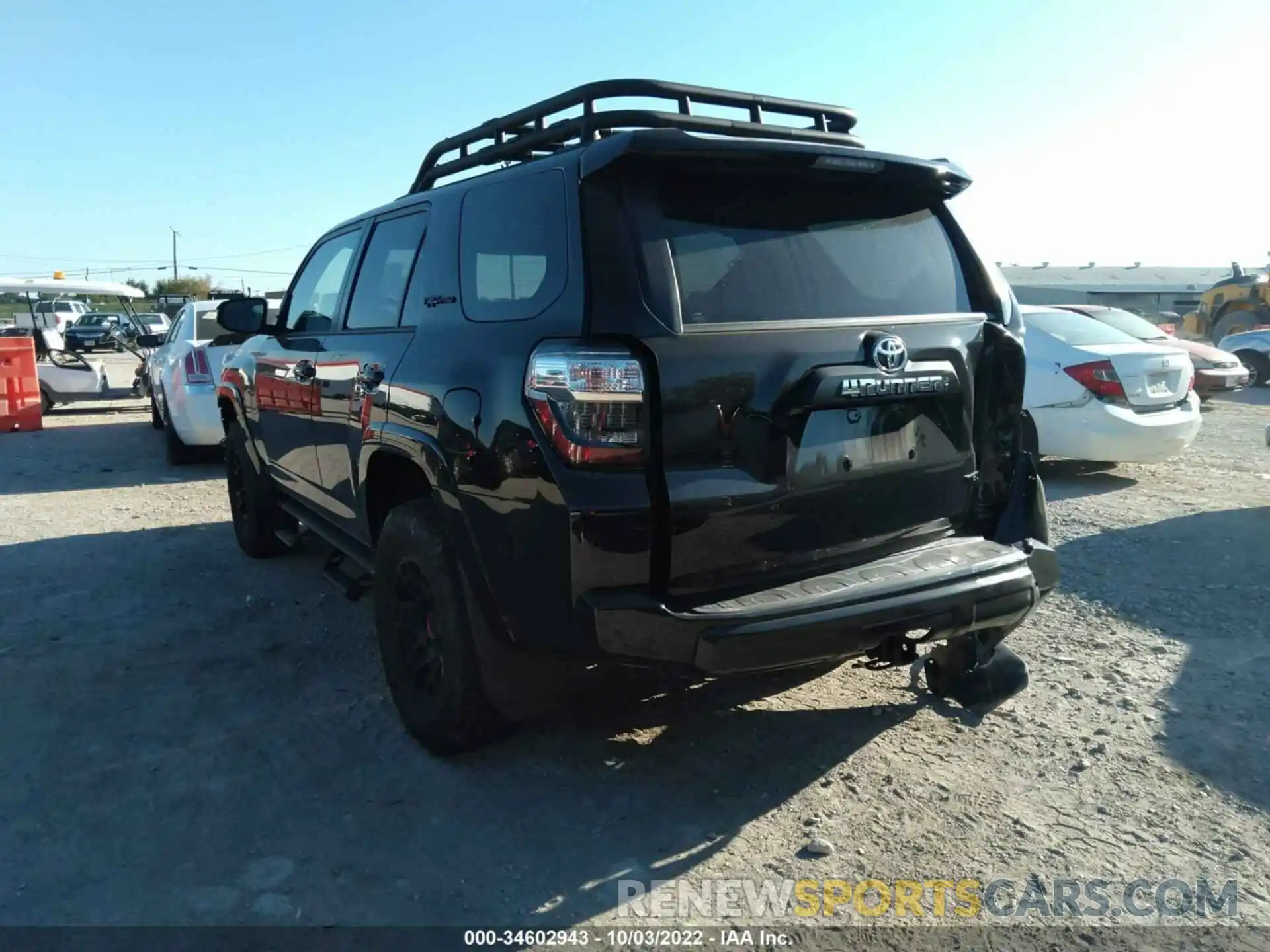 3 Фотография поврежденного автомобиля JTELU5JR5M5934963 TOYOTA 4RUNNER 2021