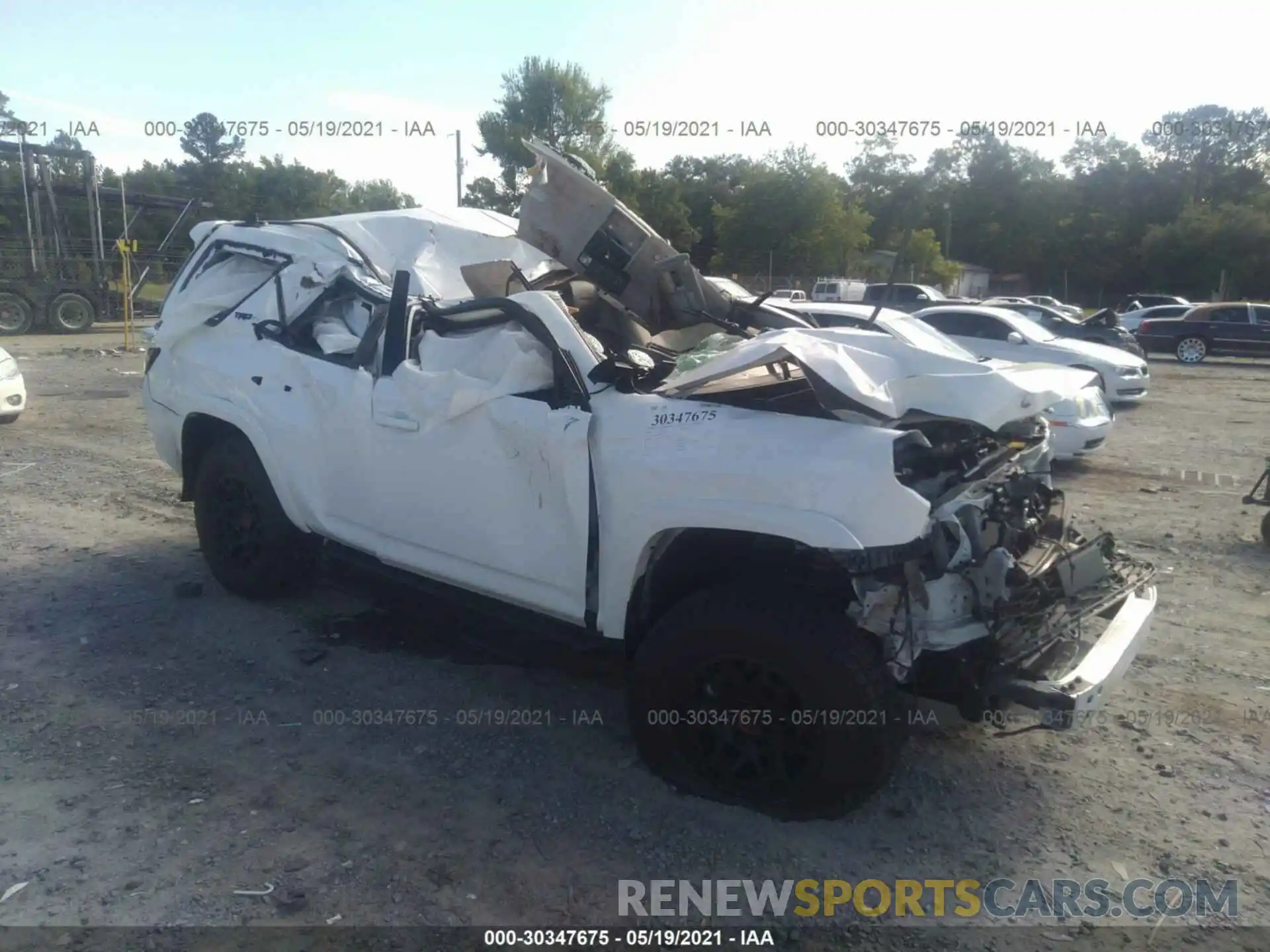 1 Photograph of a damaged car JTELU5JR6M5885014 TOYOTA 4RUNNER 2021