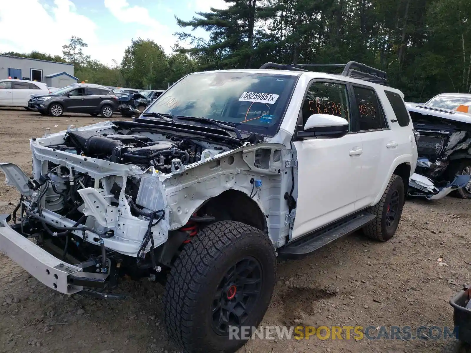 2 Photograph of a damaged car JTELU5JR6M5891766 TOYOTA 4RUNNER 2021