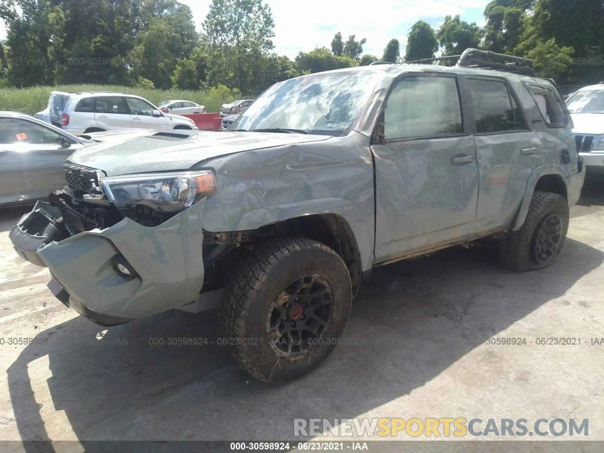 2 Photograph of a damaged car JTELU5JR6M5898068 TOYOTA 4RUNNER 2021