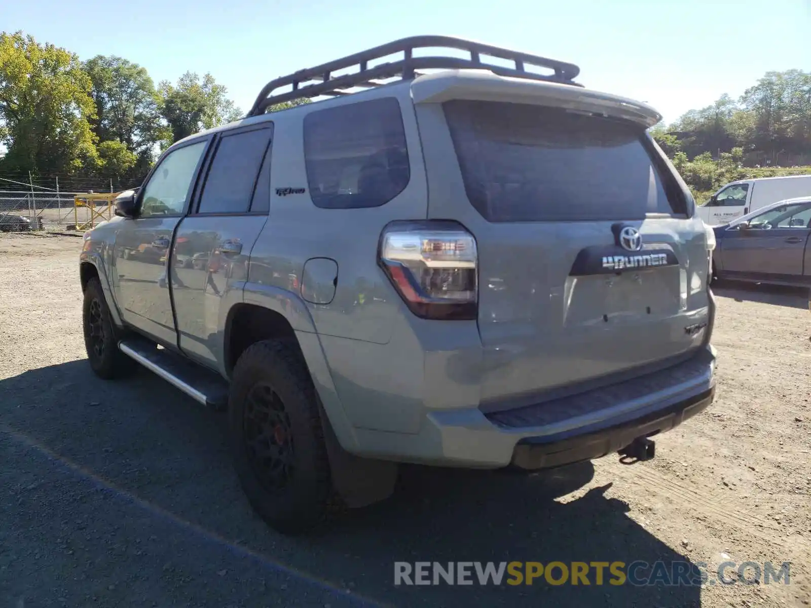 3 Photograph of a damaged car JTELU5JR6M5904273 TOYOTA 4RUNNER 2021