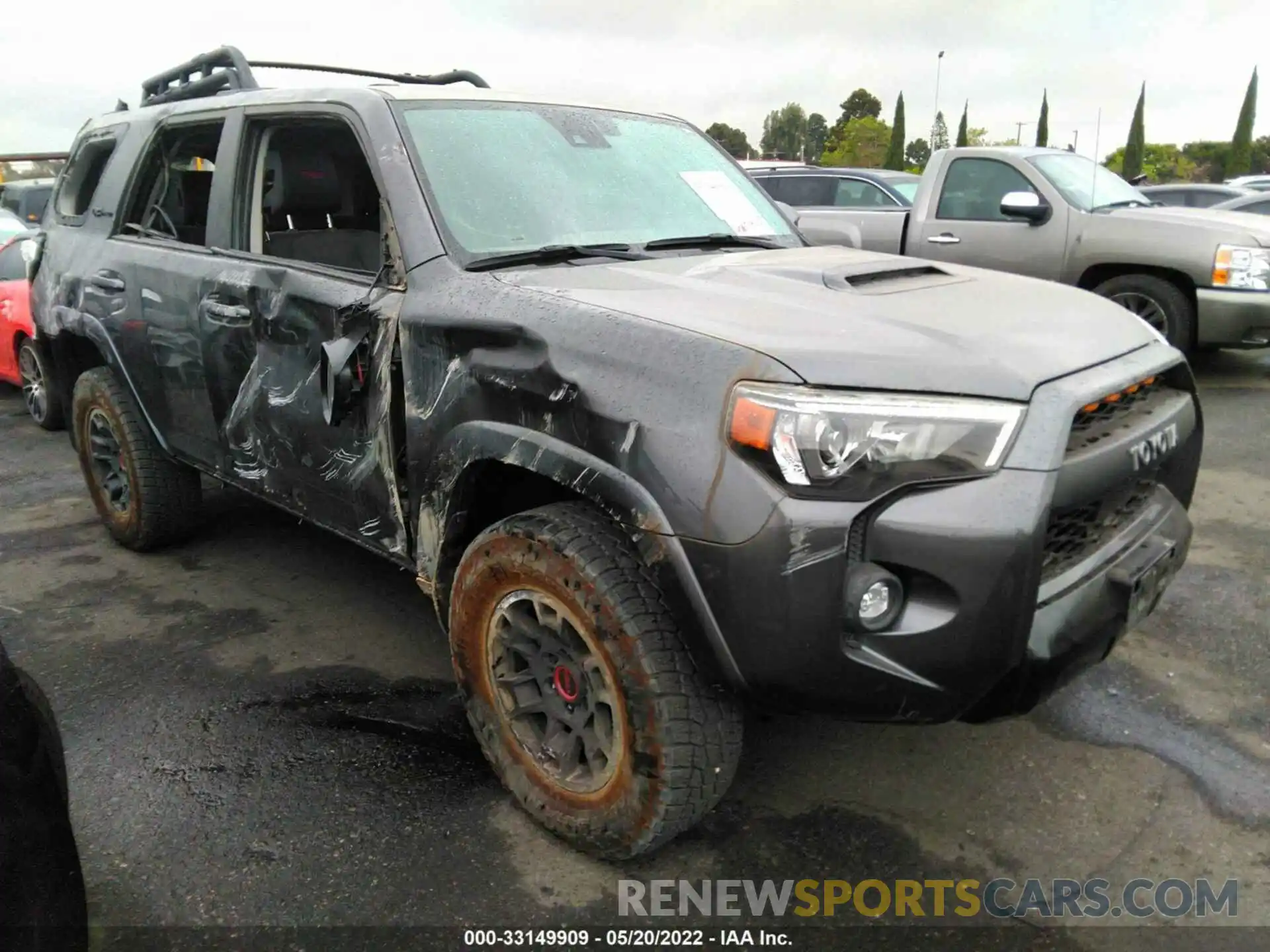 1 Photograph of a damaged car JTELU5JR6M5911272 TOYOTA 4RUNNER 2021