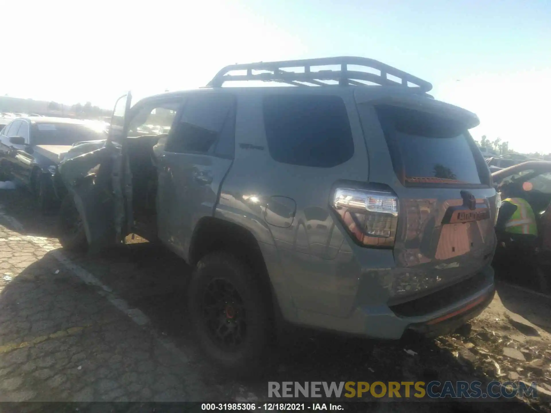 3 Photograph of a damaged car JTELU5JR6M5931330 TOYOTA 4RUNNER 2021