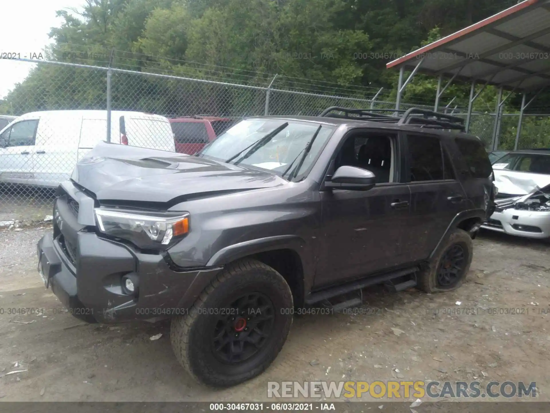 2 Photograph of a damaged car JTELU5JR8M5853634 TOYOTA 4RUNNER 2021