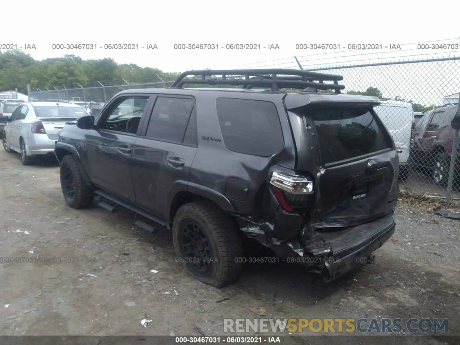 3 Photograph of a damaged car JTELU5JR8M5853634 TOYOTA 4RUNNER 2021