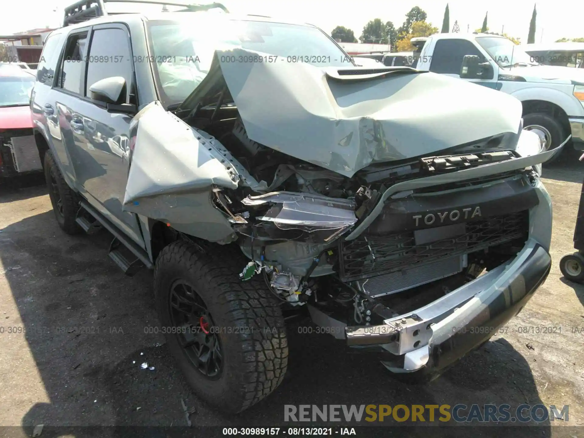 6 Photograph of a damaged car JTELU5JR8M5895785 TOYOTA 4RUNNER 2021