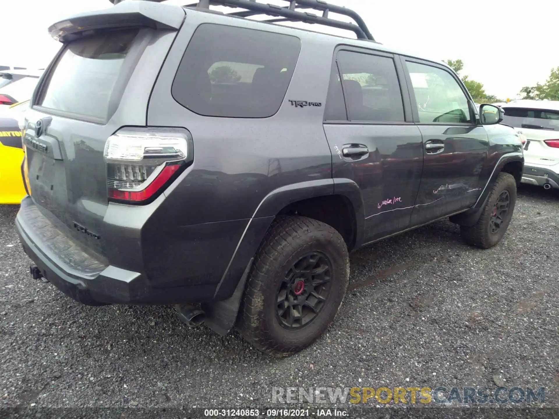 4 Фотография поврежденного автомобиля JTELU5JR8M5897603 TOYOTA 4RUNNER 2021