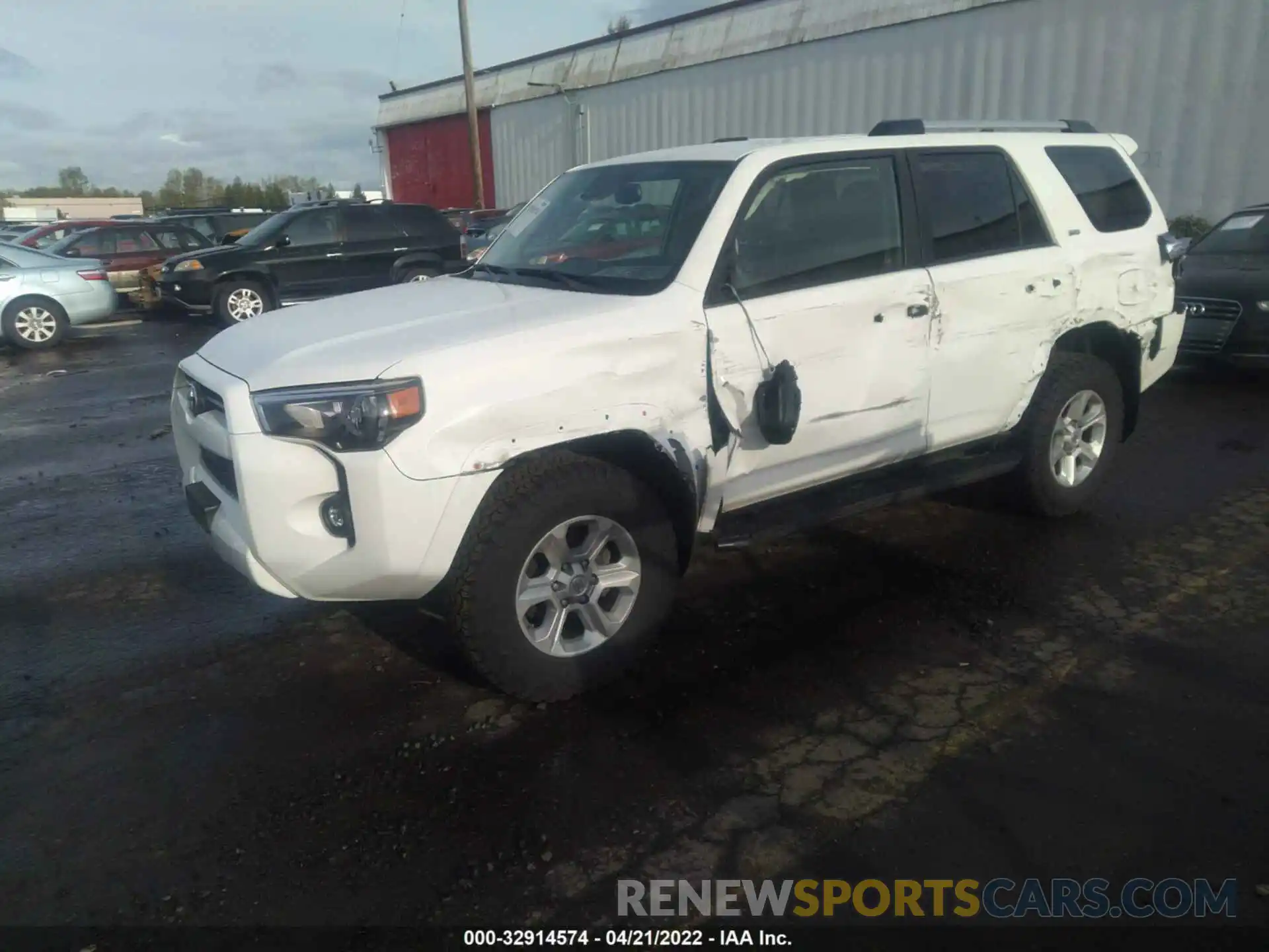 2 Photograph of a damaged car JTEMU5JR0M5851204 TOYOTA 4RUNNER 2021