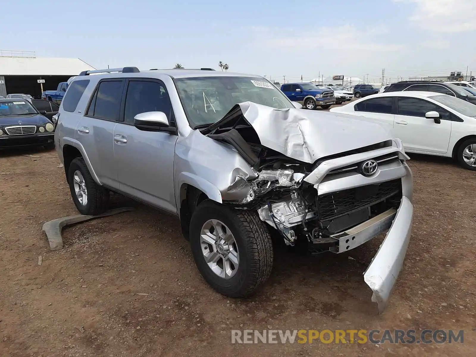 1 Photograph of a damaged car JTEMU5JR0M5861652 TOYOTA 4RUNNER 2021