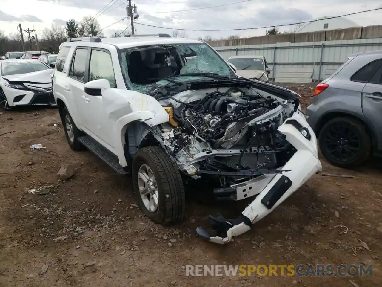 1 Photograph of a damaged car JTEMU5JR0M5912471 TOYOTA 4RUNNER 2021